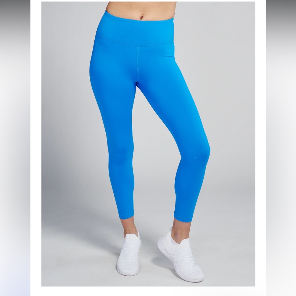 TASC Performance 7/8 Leggings Size XL Adventure Blue